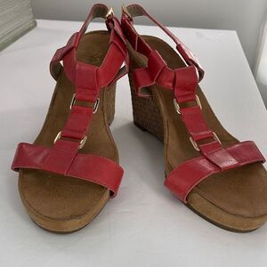 A2 by Areosoles size 8 red strappy wedge sandals